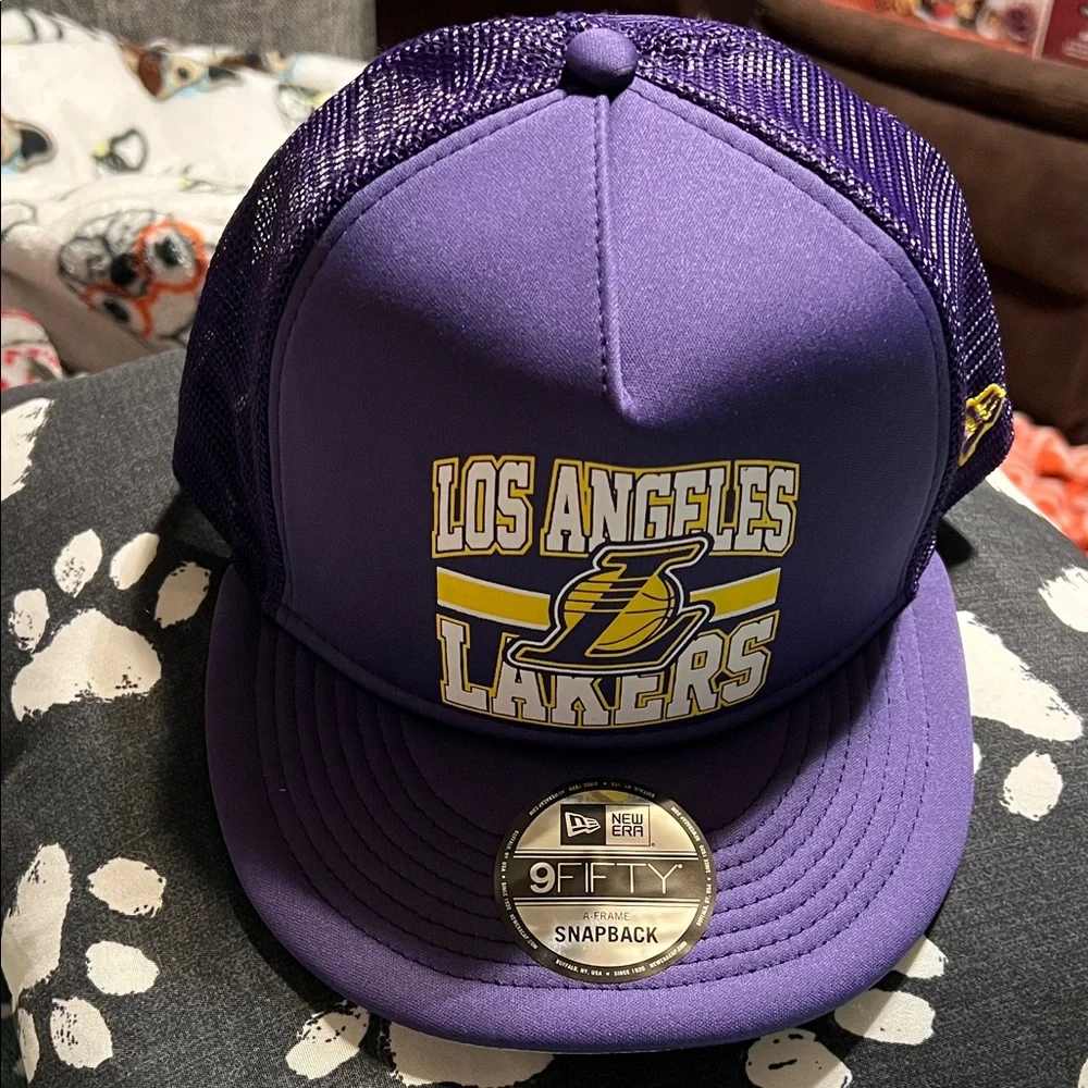 NWT New Era Los Angeles Lakers SnapBack Hat
